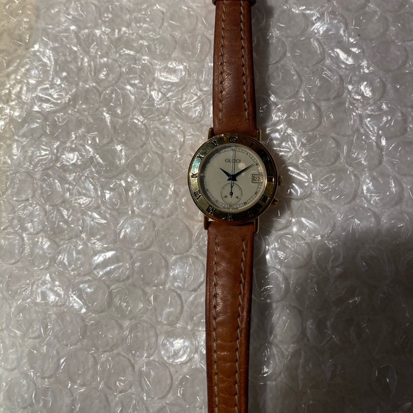 Gucci Vintage 3800L Ladies Chronograph Watch! New Battery! - Picture 2 of 12